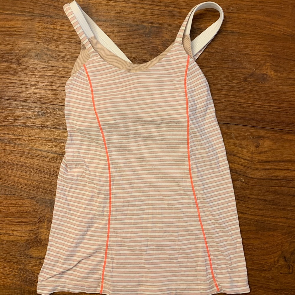 Lululemon tank